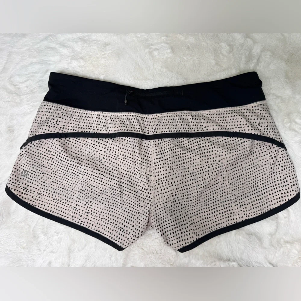 Lululemon Womens Speed Up Cheetah Print Pink Black Running Shorts, Size 10